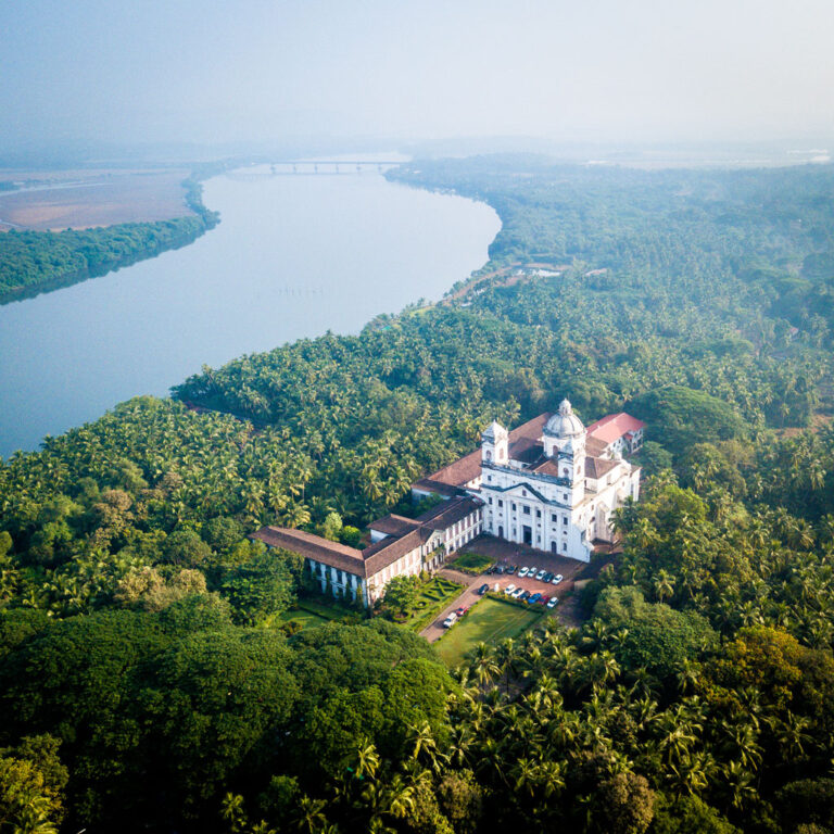 Private Taxi /Bus for South Goa Sight Seeing gallery